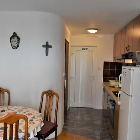 Ema Apartman *